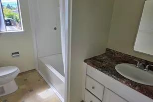 711 SW Burgess St, Grants Pass, OR 97526 - Photo 10