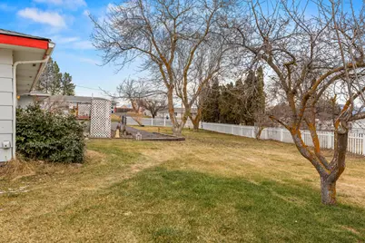 135 Leach Drive, Midland, OR 97634 - Photo 40