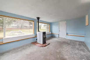 135 Leach Dr, Midland, OR 97634 - Photo 32