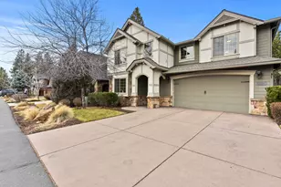 20106 Stonegate Dr, Bend, OR 97702 - Photo 2