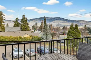 353 S Mountain Ave, Ashland, OR 97520 - Photo 28