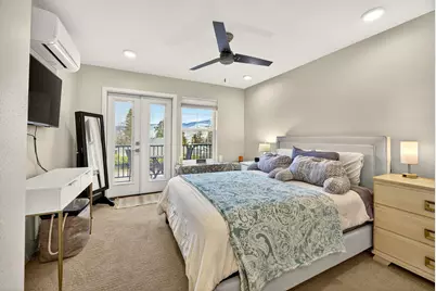 353 S Mountain Avenue, Ashland, OR 97520 - Photo 22