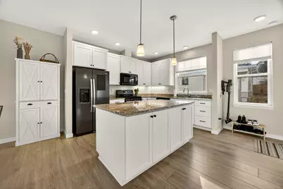 353 S Mountain Avenue, Ashland, OR 97520 - Photo 10