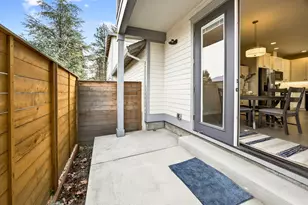 353 S Mountain Ave, Ashland, OR 97520 - Photo 30