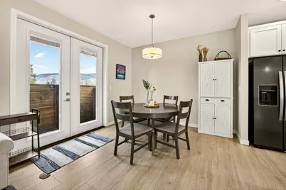 353 S Mountain Avenue, Ashland, OR 97520 - Photo 12