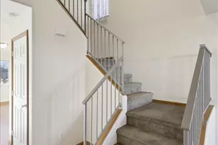 945 Win Way, Eagle Point, OR 97524 - Photo 16