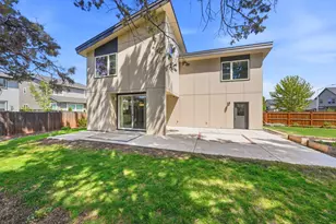 61547 SE Lincoln Lane, Bend, OR 97702 - Photo 40