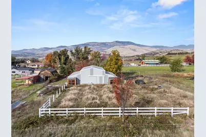 288 Maywood Way, Ashland, OR 97520 - Photo 54