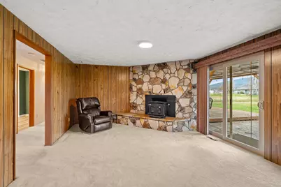 4269 Grant Road, Central Point, OR 97502 - Photo 10