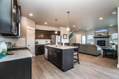 20609 SE Gemstone Avenue #131, Bend, OR 97702 - Photo 8