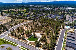 20609 SE Gemstone Ave, Bend, OR 97702 - Photo 32