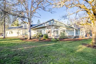 760 Flaming Rd, Grants Pass, OR 97526 - Photo 2