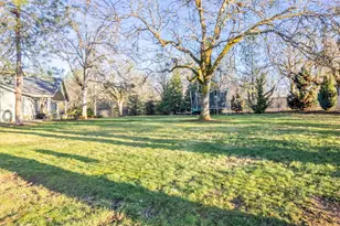 760 Flaming Rd, Grants Pass, OR 97526 - Photo 36