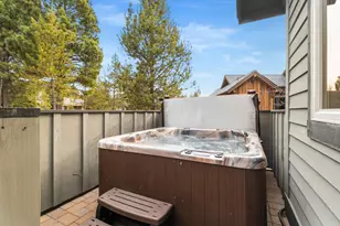 56682 Glowstone Loop, Bend, OR 97707 - Photo 6