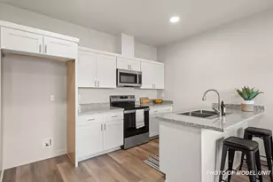 2024 Sunset Dr, Medford, OR 97501 - Photo 6