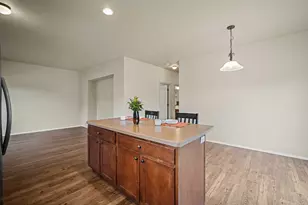 20627 White Dove Ln, Bend, OR 97702 - Photo 10