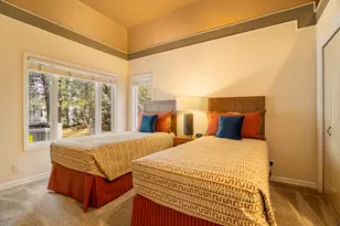 57062 Peppermill Cir, Sunriver, OR 97707 - Photo 14
