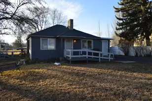 2506 Homedale Rd, Klamath Falls, OR 97603 - Photo 1