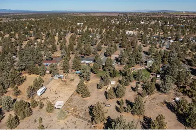 8199 SW Crater Loop Road, Terrebonne, OR 97760 - Photo 18