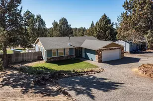 8199 SW Crater Loop Rd, Terrebonne, OR 97760 - Photo 2