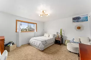 1145 SW Louise Cir, Grants Pass, OR 97526 - Photo 14