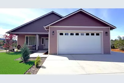 340 Cedar Ridge Drive, Cave Junction, OR 97523 - Photo 2