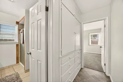 1595 Cloverlawn Drive, Grants Pass, OR 97527 - Photo 14