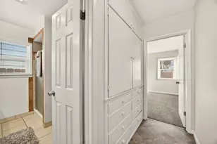 1595 Cloverlawn Dr, Grants Pass, OR 97527 - Photo 14