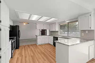2660 Wilkshire Drive, Medford, OR 97504 - Photo 12