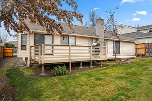 2660 Wilkshire Dr, Medford, OR 97504 - Photo 10