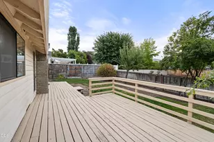2660 Wilkshire Dr, Medford, OR 97504 - Photo 28