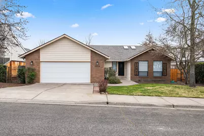 2660 Wilkshire Drive, Medford, OR 97504 - Photo 1