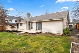 2660 Wilkshire Dr, Medford, OR 97504 - Photo 12