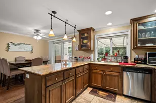 3402 Lone Pine Rd, Medford, OR 97504 - Photo 12