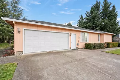 3402 Lone Pine Road, Medford, OR 97504 - Photo 1