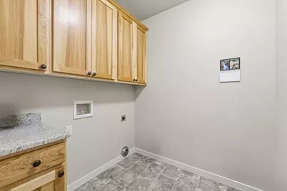 954 SW Blackberry Lane, Grants Pass, OR 97527 - Photo 10