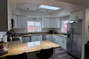 1810 Gary St, Klamath Falls, OR 97603 - Photo 6