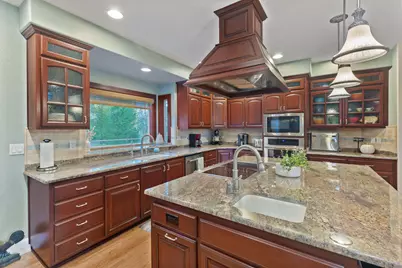 353 Hixson Drive, Grants Pass, OR 97526 - Photo 28