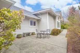 353 Hixson Dr, Grants Pass, OR 97526 - Photo 74