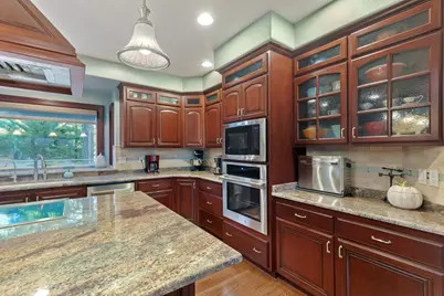 353 Hixson Drive, Grants Pass, OR 97526 - Photo 24