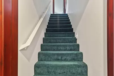 353 Hixson Drive, Grants Pass, OR 97526 - Photo 40