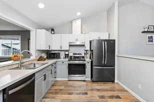 4851 Saunter Loop NE, Salem, OR 97305 - Photo 10