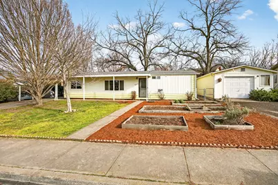 340 Taylor Avenue, Talent, OR 97540 - Photo 1