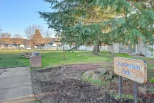 417 Crystal Dr, Eagle Point, OR 97524 - Photo 32