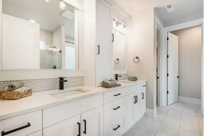 2029 NW Lobinie Court, Bend, OR 97703 - Photo 16