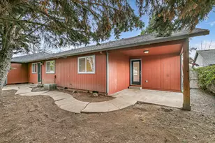 388 Crystal Dr, Eagle Point, OR 97524 - Photo 30