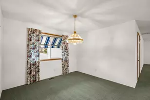 802 Brandon St, Central Point, OR 97502 - Photo 8