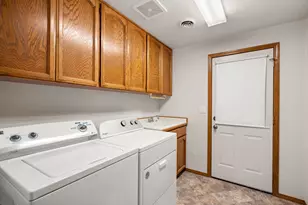 802 Brandon St, Central Point, OR 97502 - Photo 24