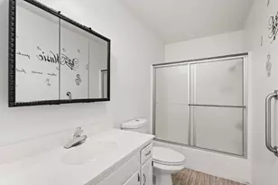 262 Lathrop Ln, Grants Pass, OR 97526 - Photo 16