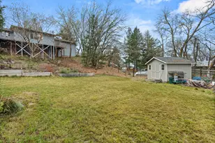 262 Lathrop Ln, Grants Pass, OR 97526 - Photo 30
